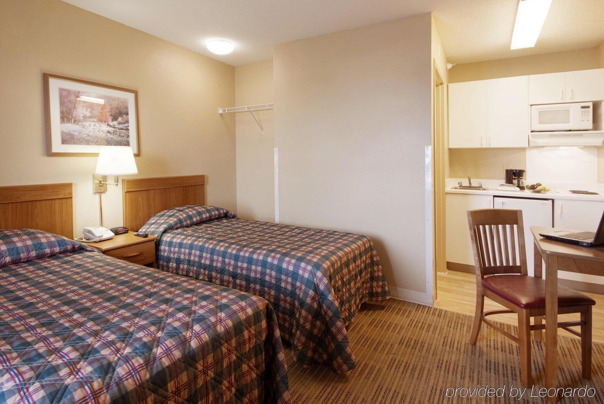 Birch Hill Suites Kansas City - Independence Exterior foto